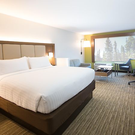 Holiday Inn Express & Suites Greenwood Mall By Ihg Экстерьер фото